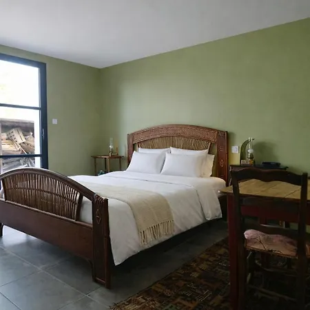 Semesterbostad Grande Maison Jardin Clos 8 Personnes *
