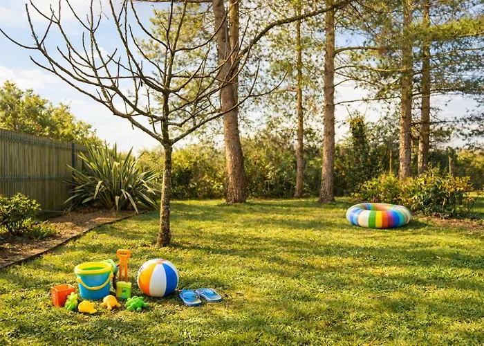 Grande Maison Jardin Clos 8 Personnes Holiday home